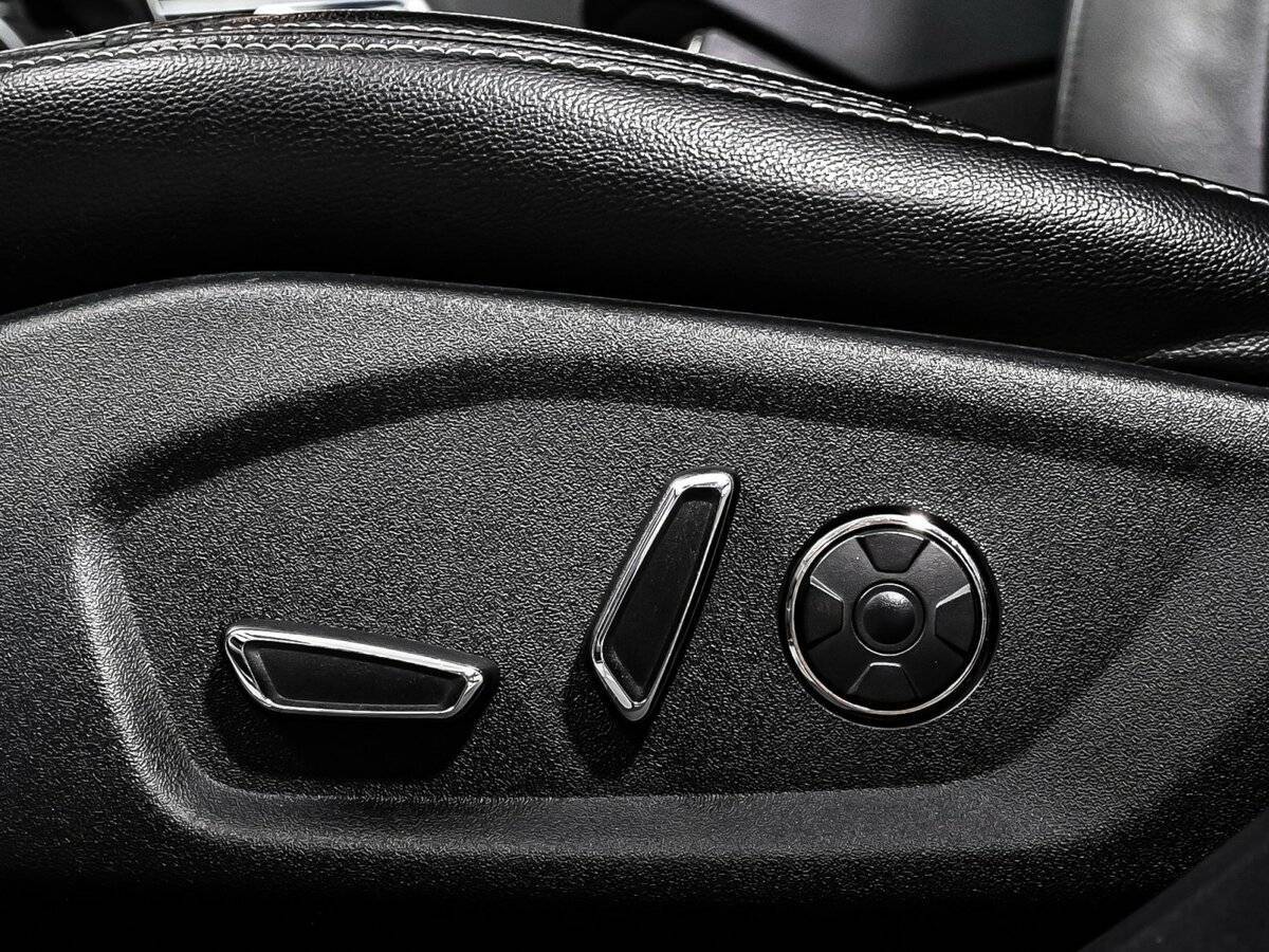 Ford Explorer, 2018 Фото №17