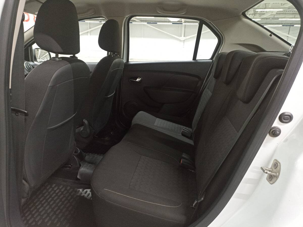 Renault Logan, 2017 Фото №12