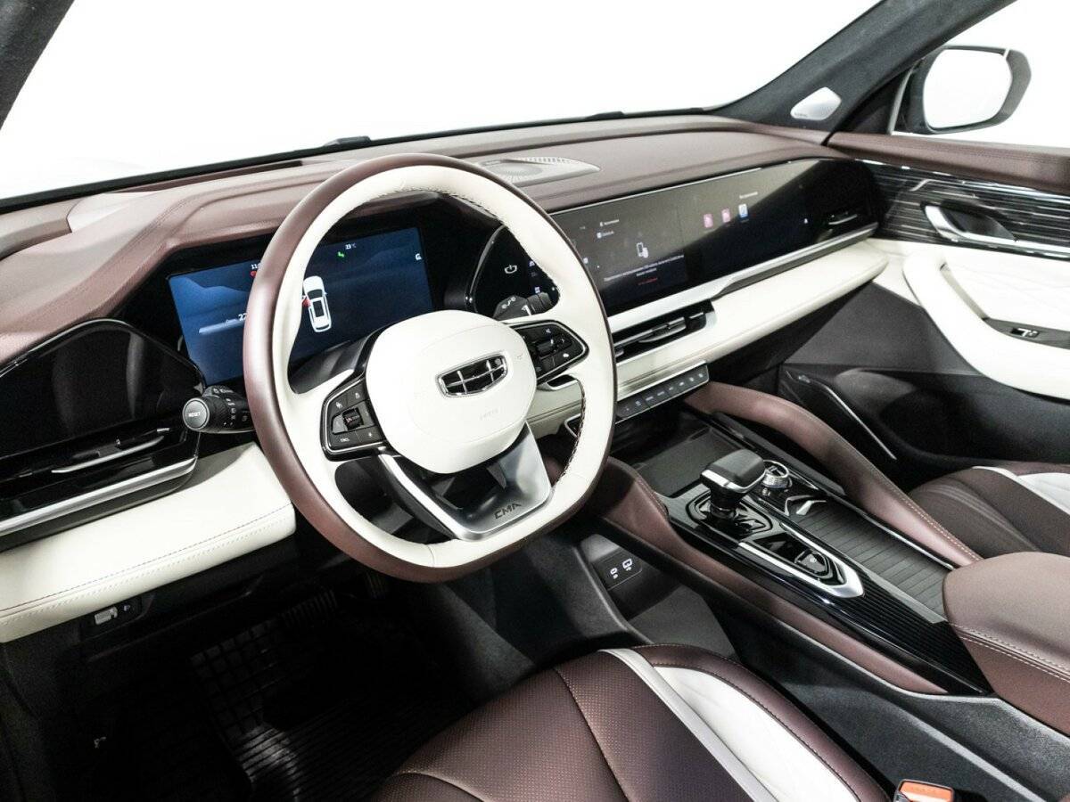 Geely Monjaro, 2023 Фото №11