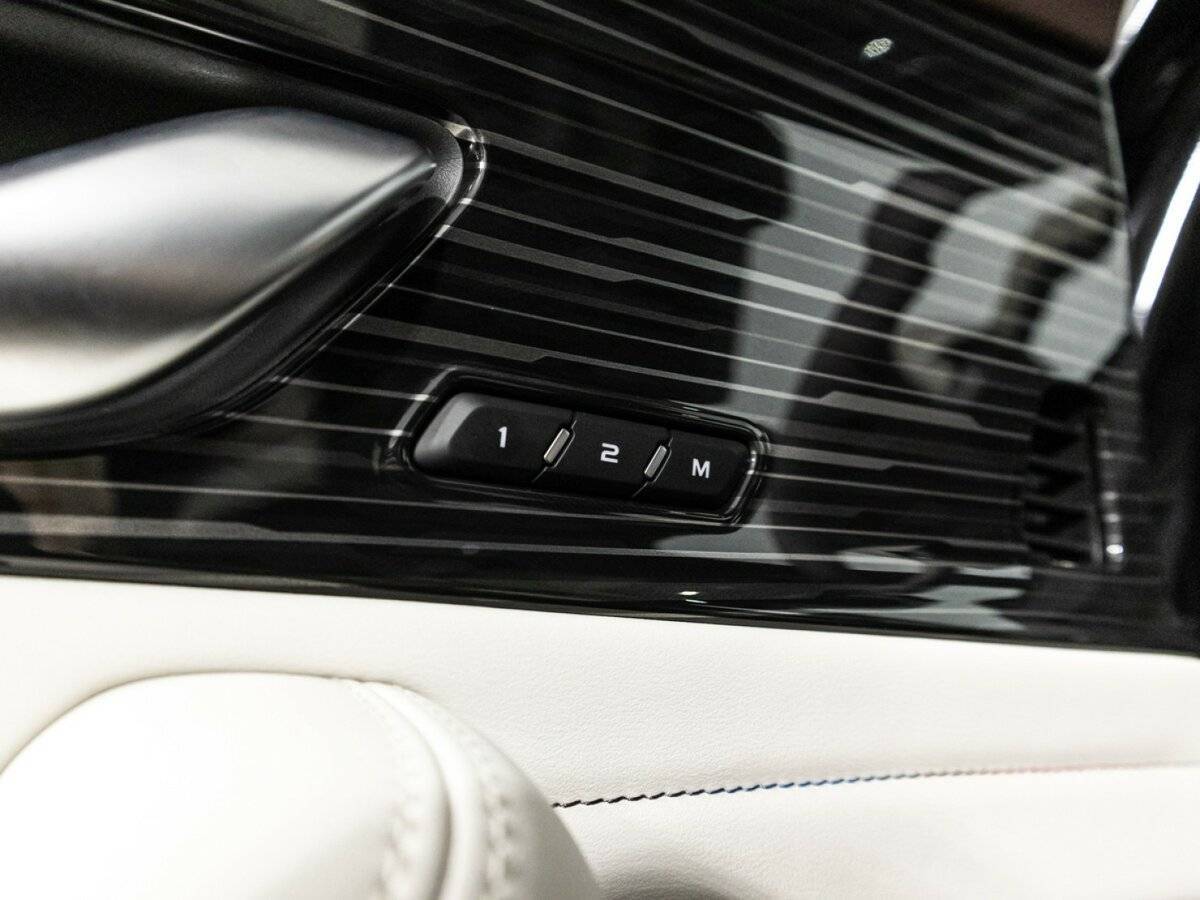 Geely Monjaro, 2023 Фото №19