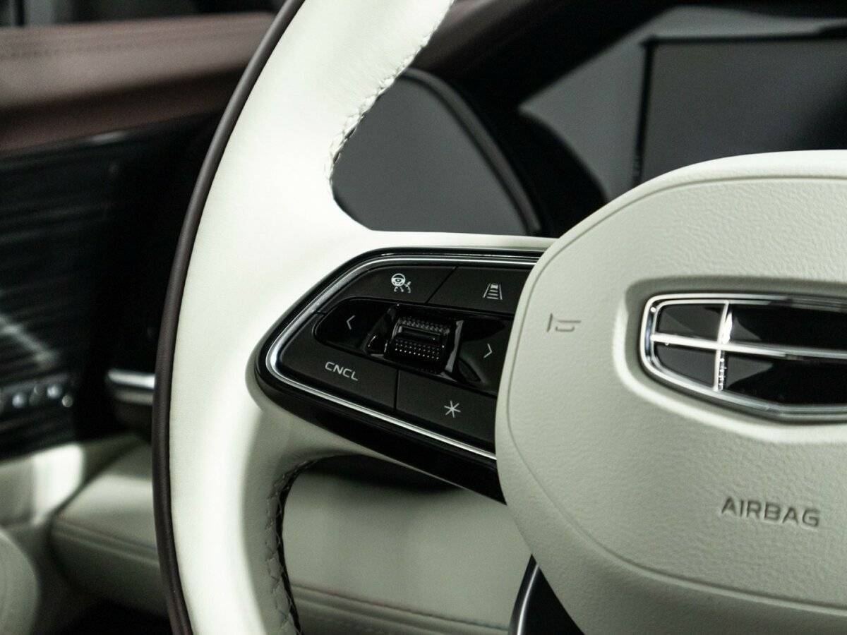 Geely Monjaro, 2023 Фото №23