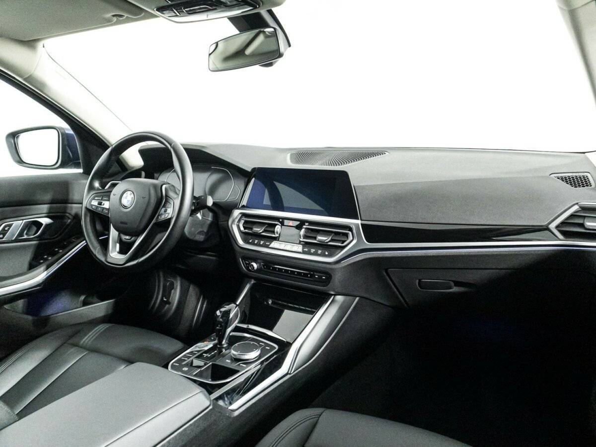 BMW 3 серии 318i, 2020 Фото №9