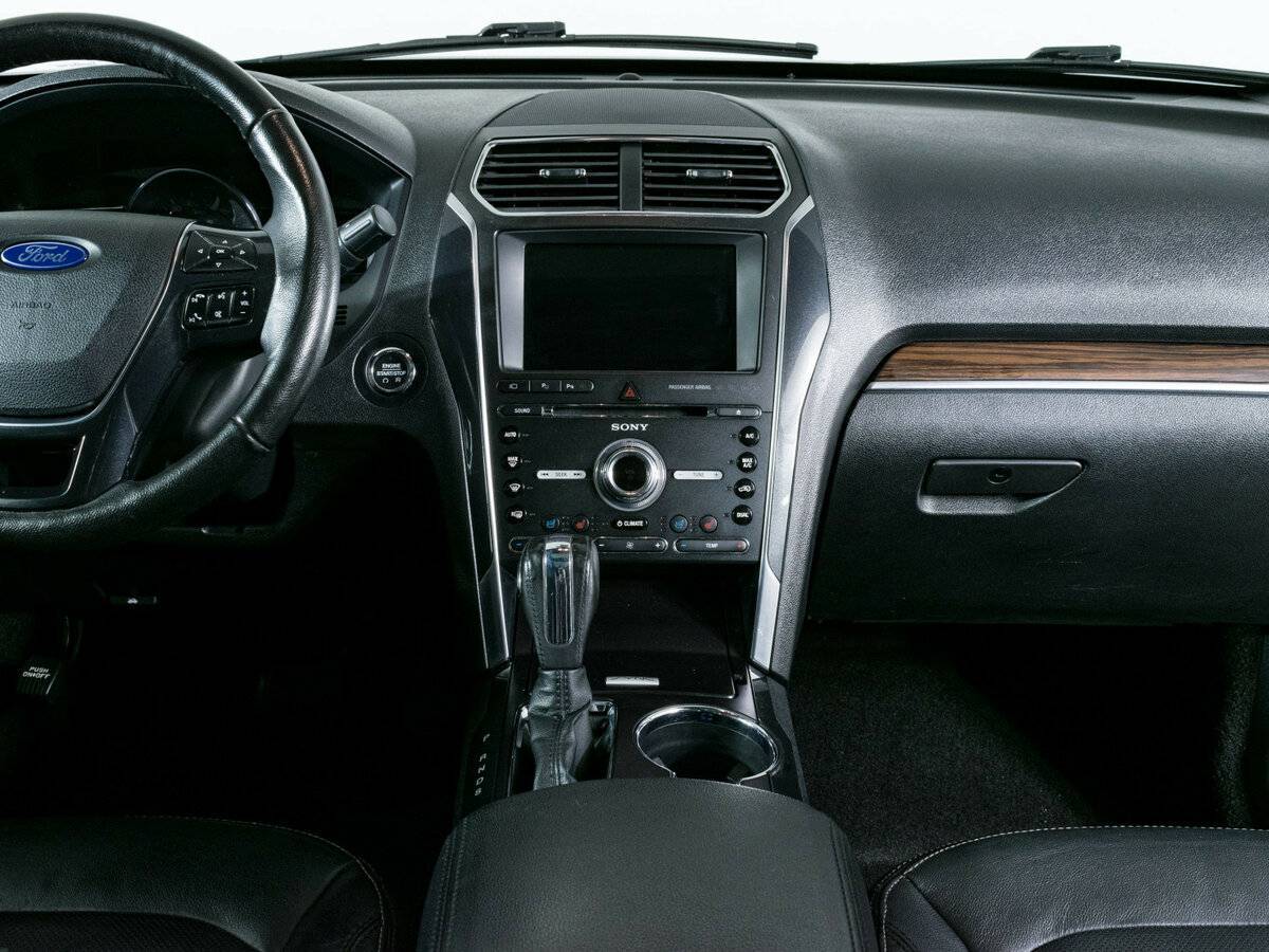 Ford Explorer, 2018 Фото №13