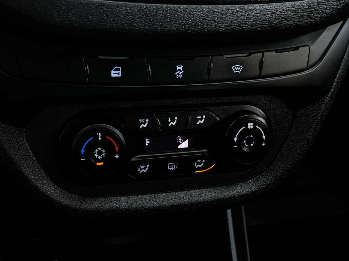 Lada (ВАЗ) Vesta I, 2018 Фото №11