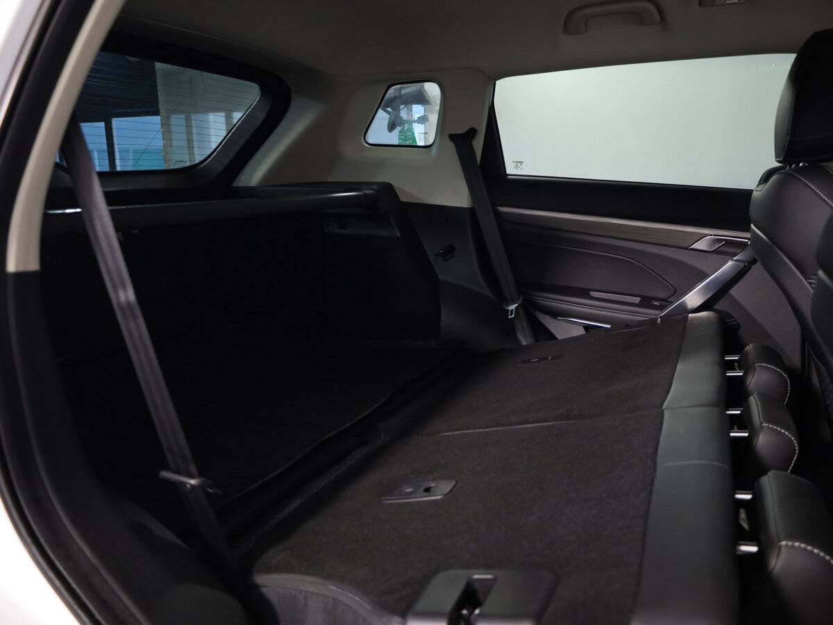 Geely Atlas Pro, 2022 Фото №17