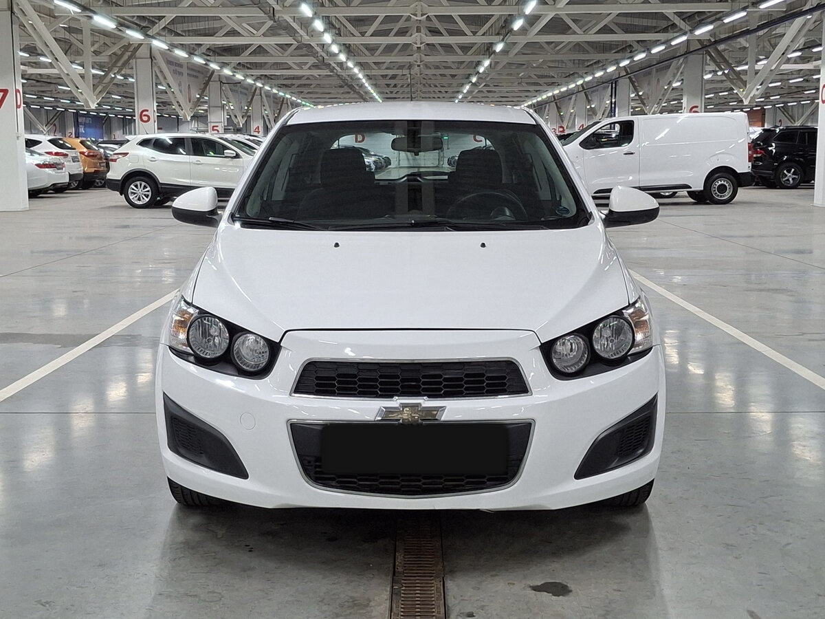 Chevrolet Aveo II, 2015 Фото №2