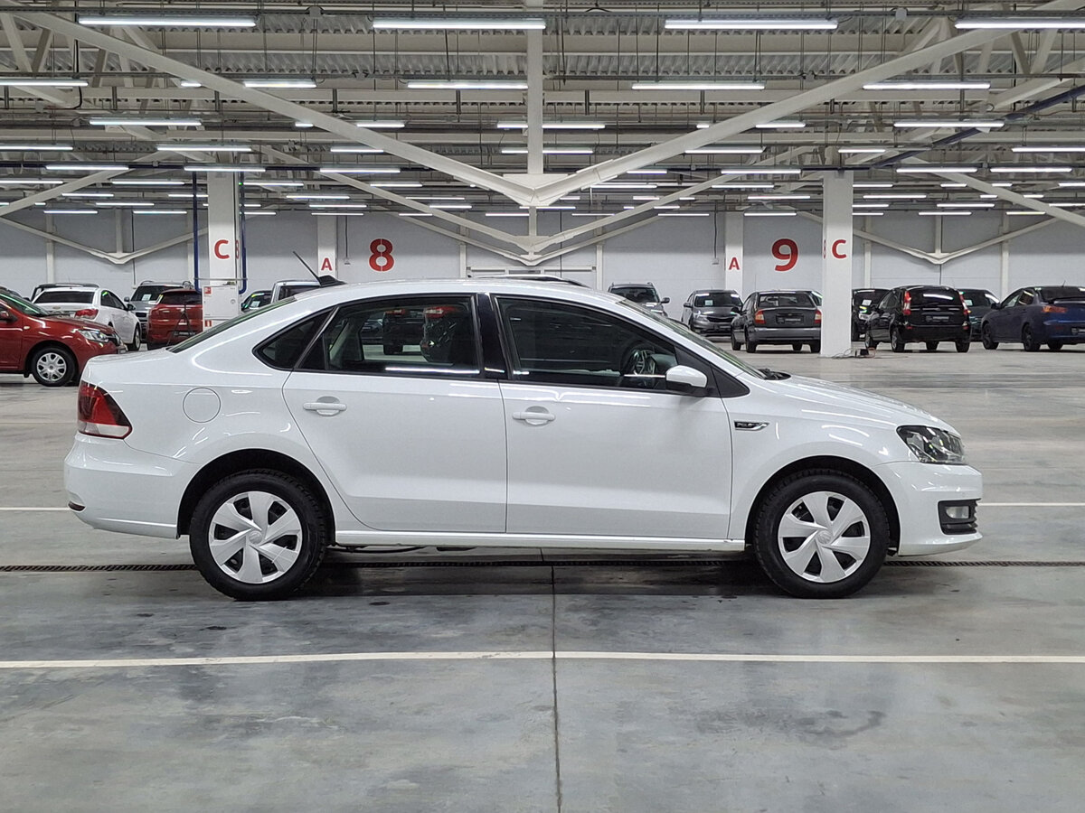 Volkswagen Polo V Рестайлинг, 2019 Фото №4