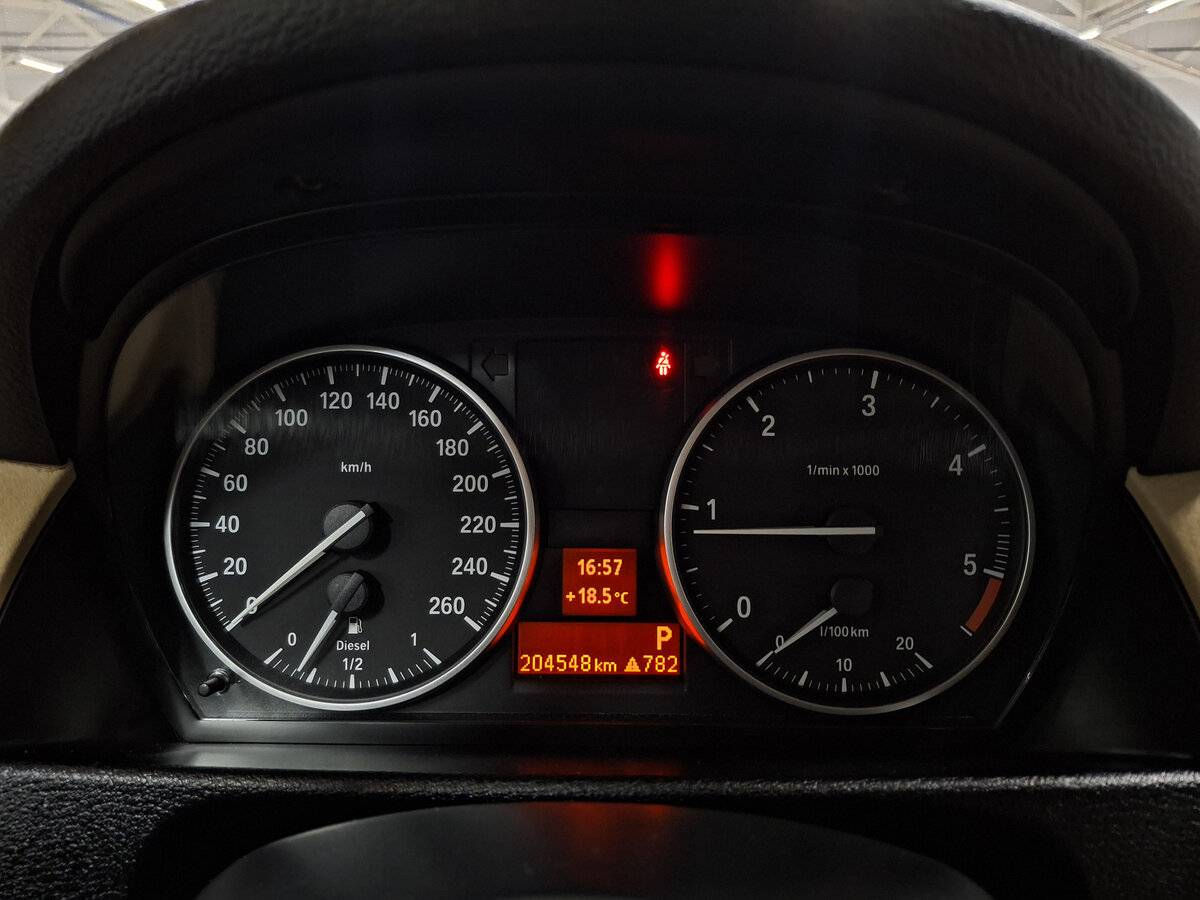 BMW X1 20d I (E84), 2012 Фото №13