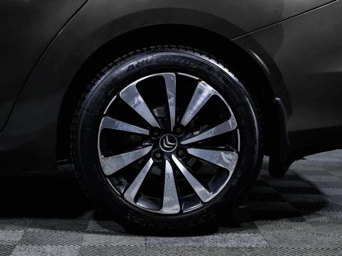 Citroen C4 II Рестайлинг, 2016 Фото №12