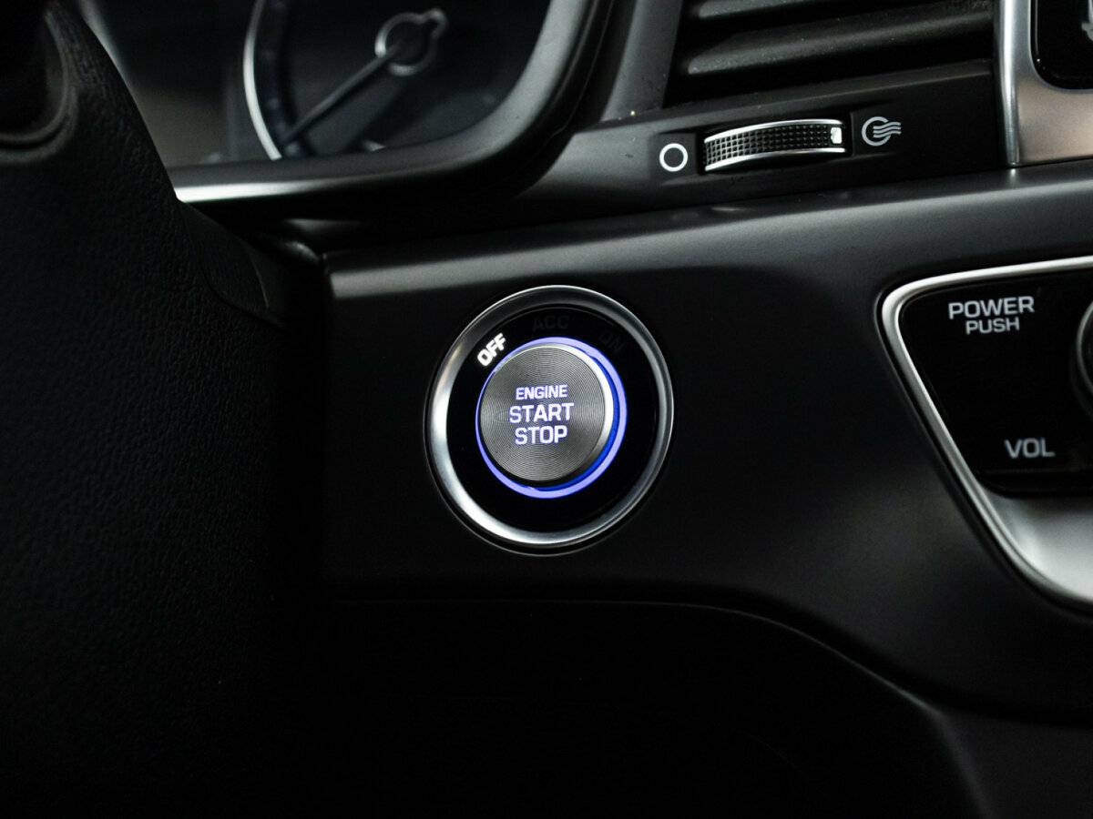 Hyundai Sonata VII (LF) Рестайлинг, 2018 Фото №15