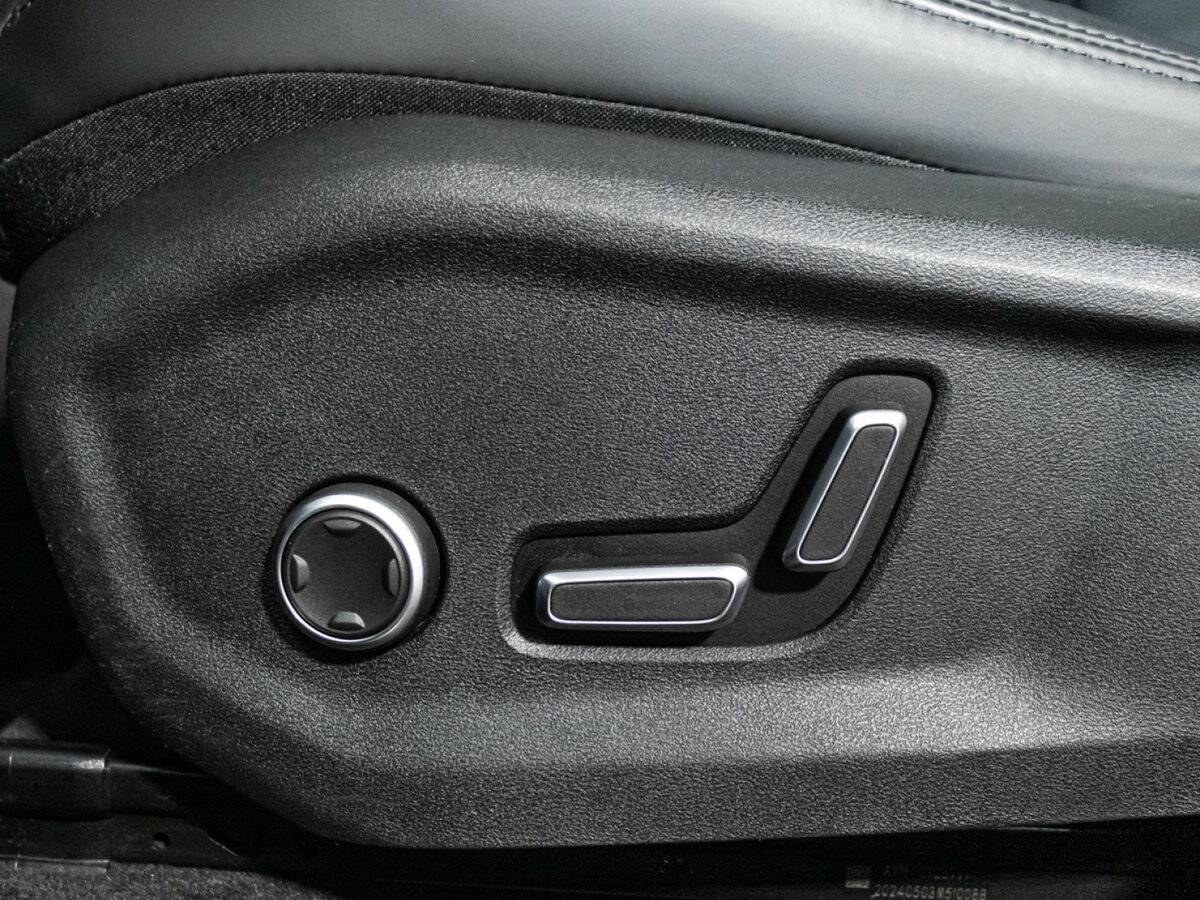 Geely Monjaro I, 2024 Фото №15