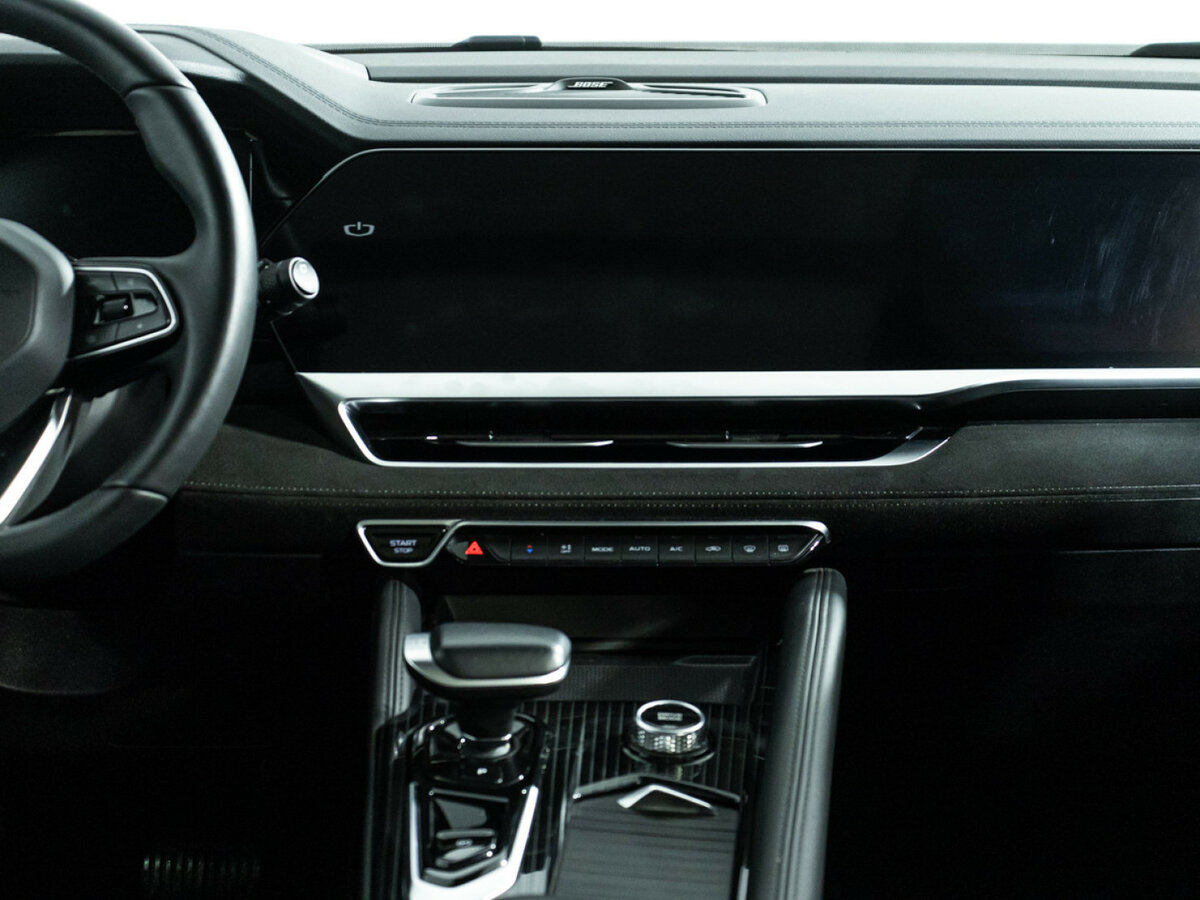 Geely Monjaro I, 2024 Фото №12