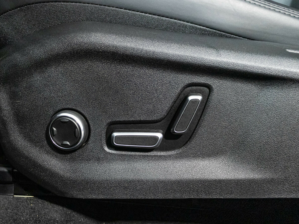 Geely Monjaro I, 2024 Фото №21