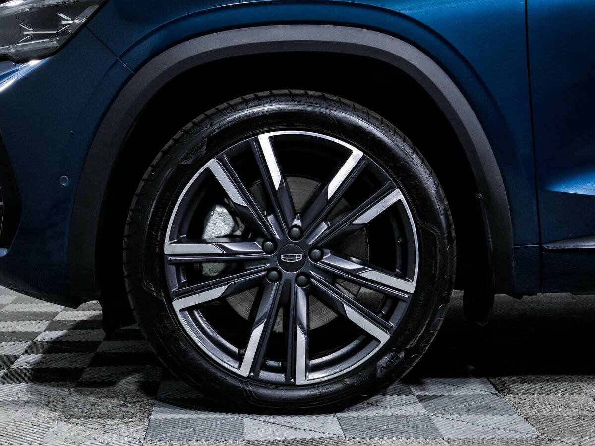 Geely Monjaro I, 2023 Фото №12