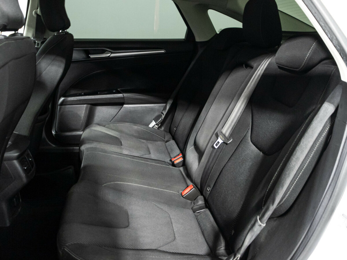 Ford Mondeo V, 2015 Фото №10