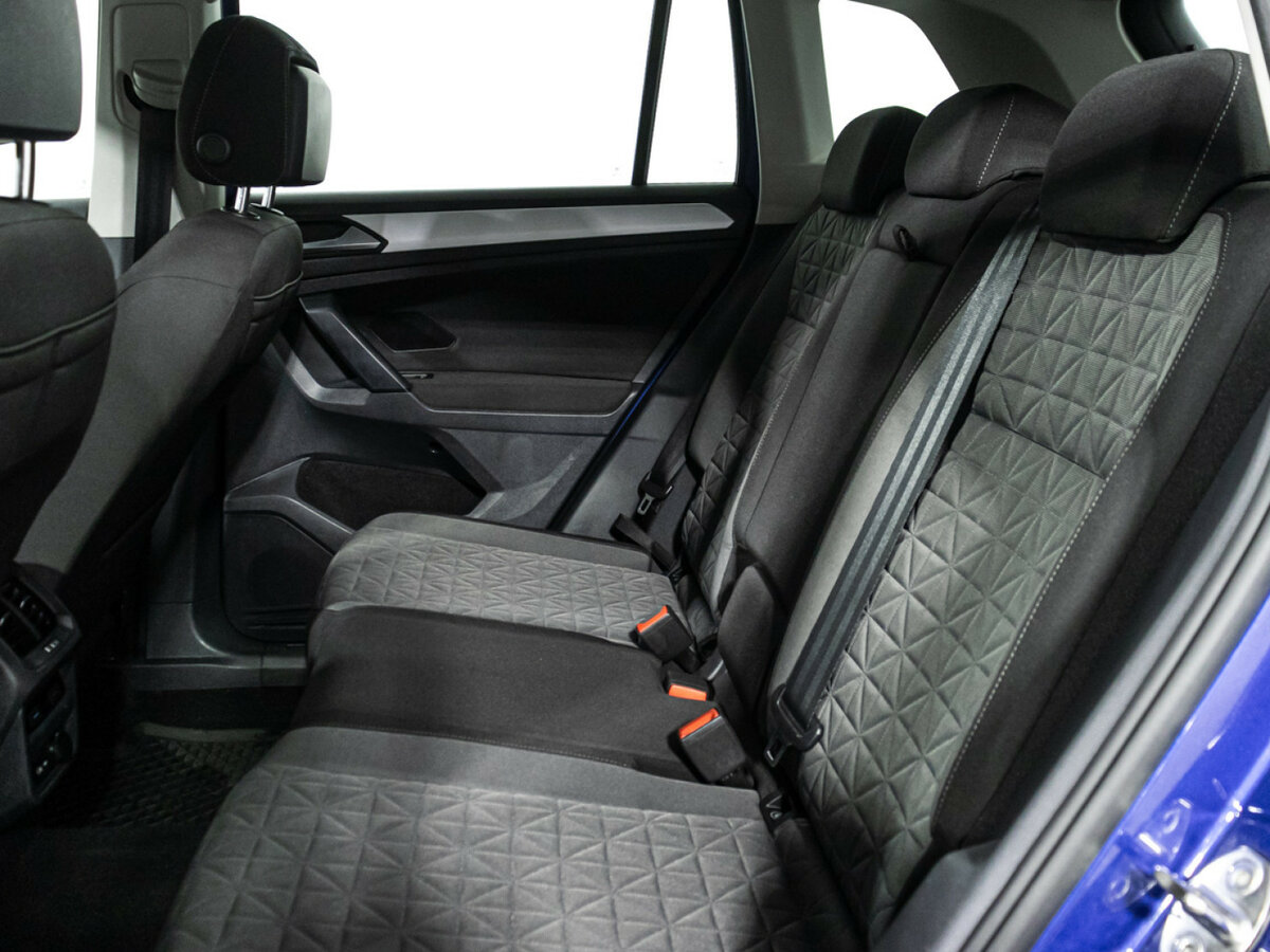 Volkswagen Tiguan II Рестайлинг, 2021 Фото №9