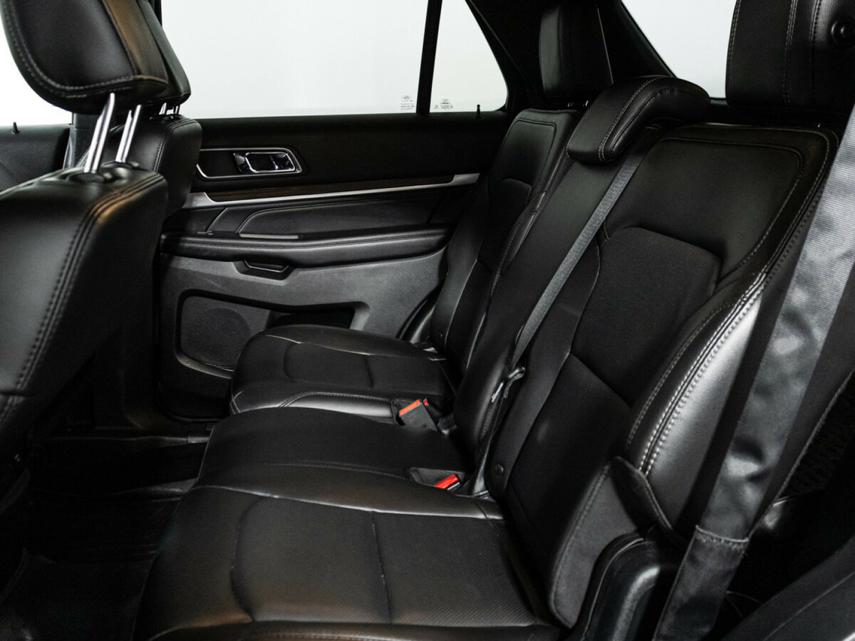 Ford Explorer V Рестайлинг 2, 2018 - 123 639 км. | Фото №8
