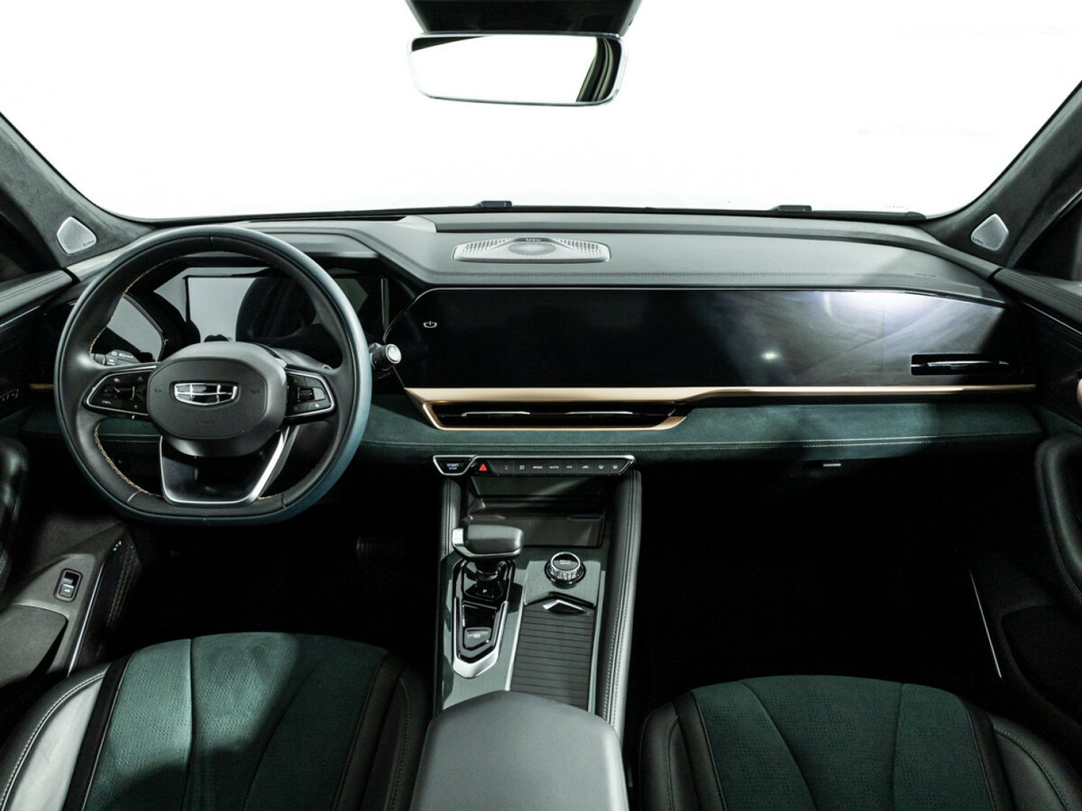 Geely Monjaro I, 2023 Фото №11