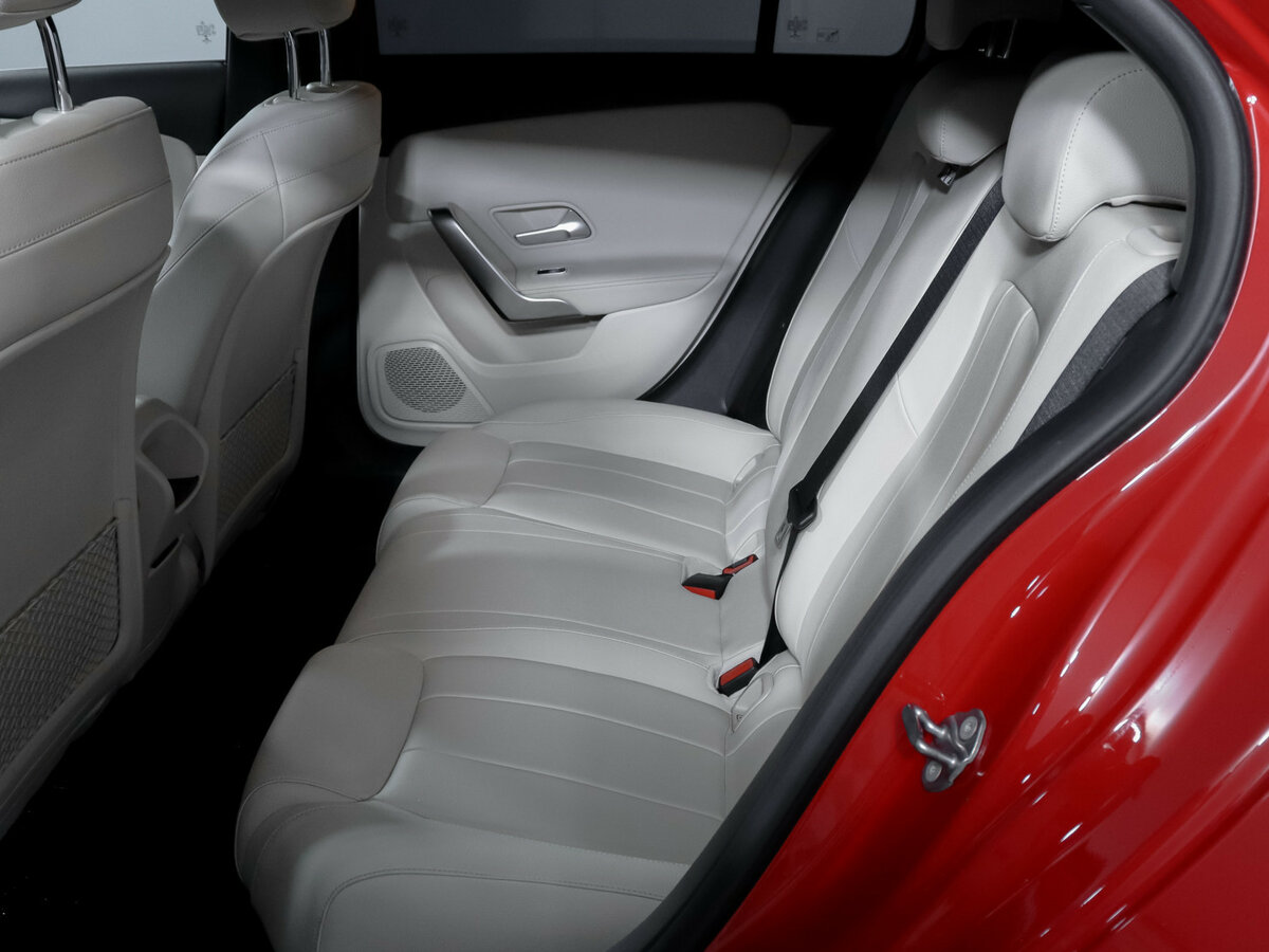 Mercedes-Benz A-Класс 220 IV (W177), 2019 - 105 369 км. | Фото №8