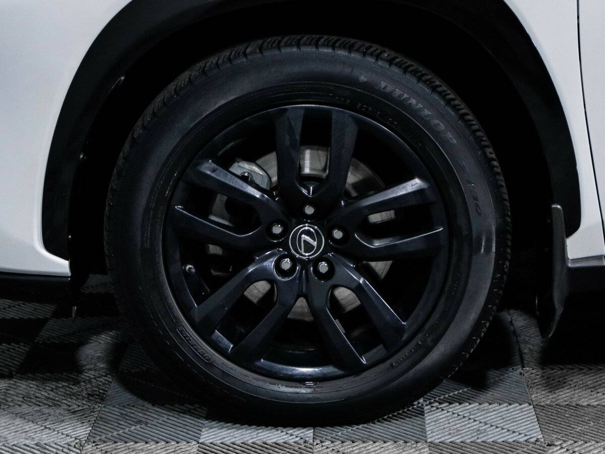 Lexus NX 200 I Рестайлинг, 2017 Фото №13