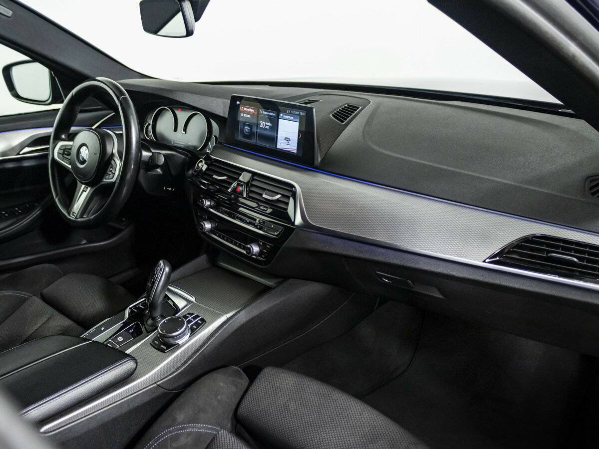 BMW 5 серии 520d xDrive VII (G30/G31/G38), 2018 - 122 230 км. | Фото №7