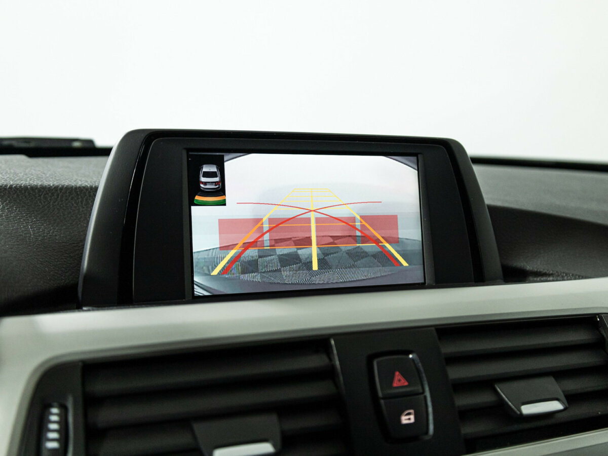 BMW 3 серии 320i VI (F3x), 2015 Фото №18