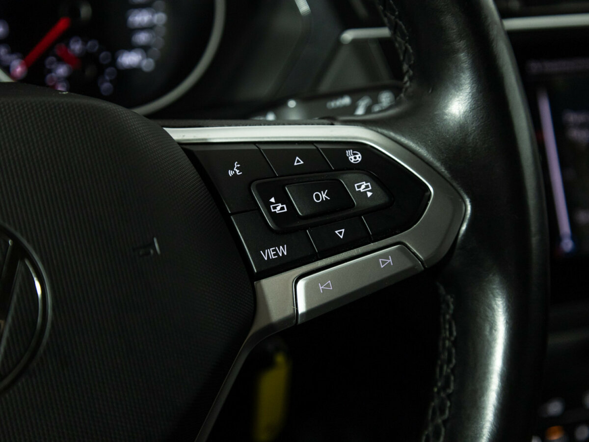 Volkswagen Tiguan II Рестайлинг, 2021 Фото №19