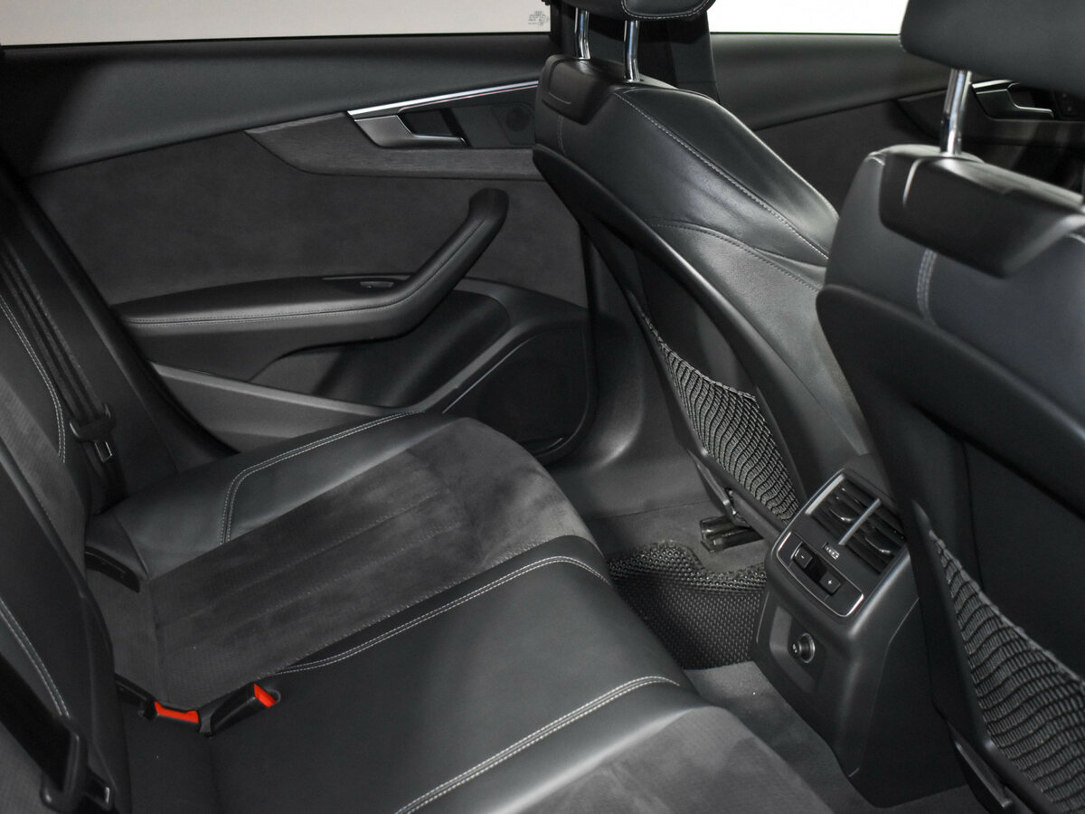 Audi A4 V (B9), 2017 Фото №16