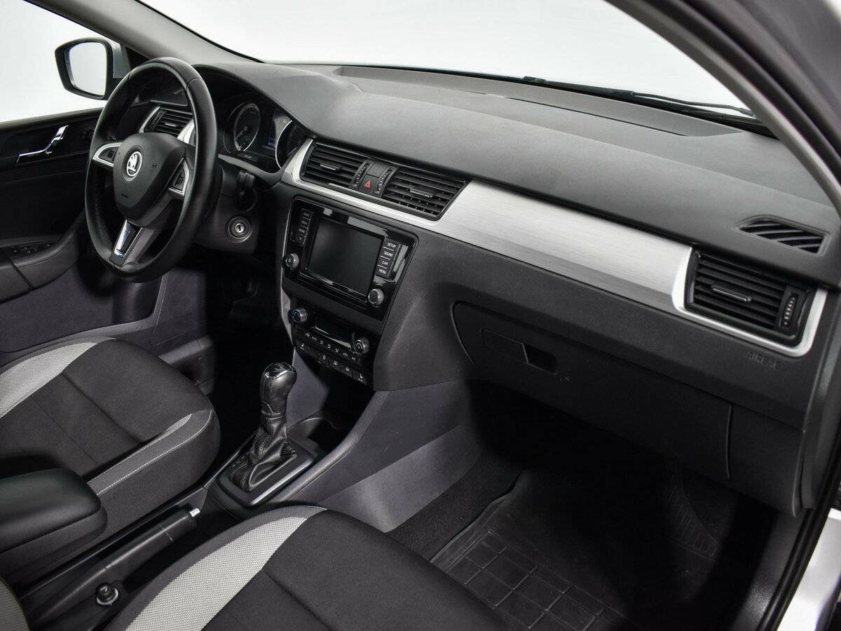 Skoda Rapid I, 2017 Фото №12