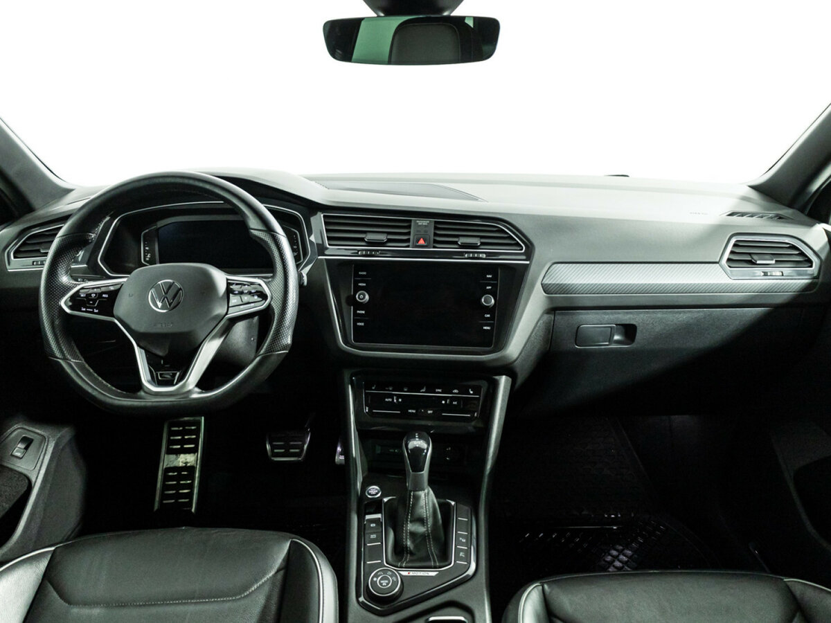 Volkswagen Tiguan II Рестайлинг, 2020 Фото №13