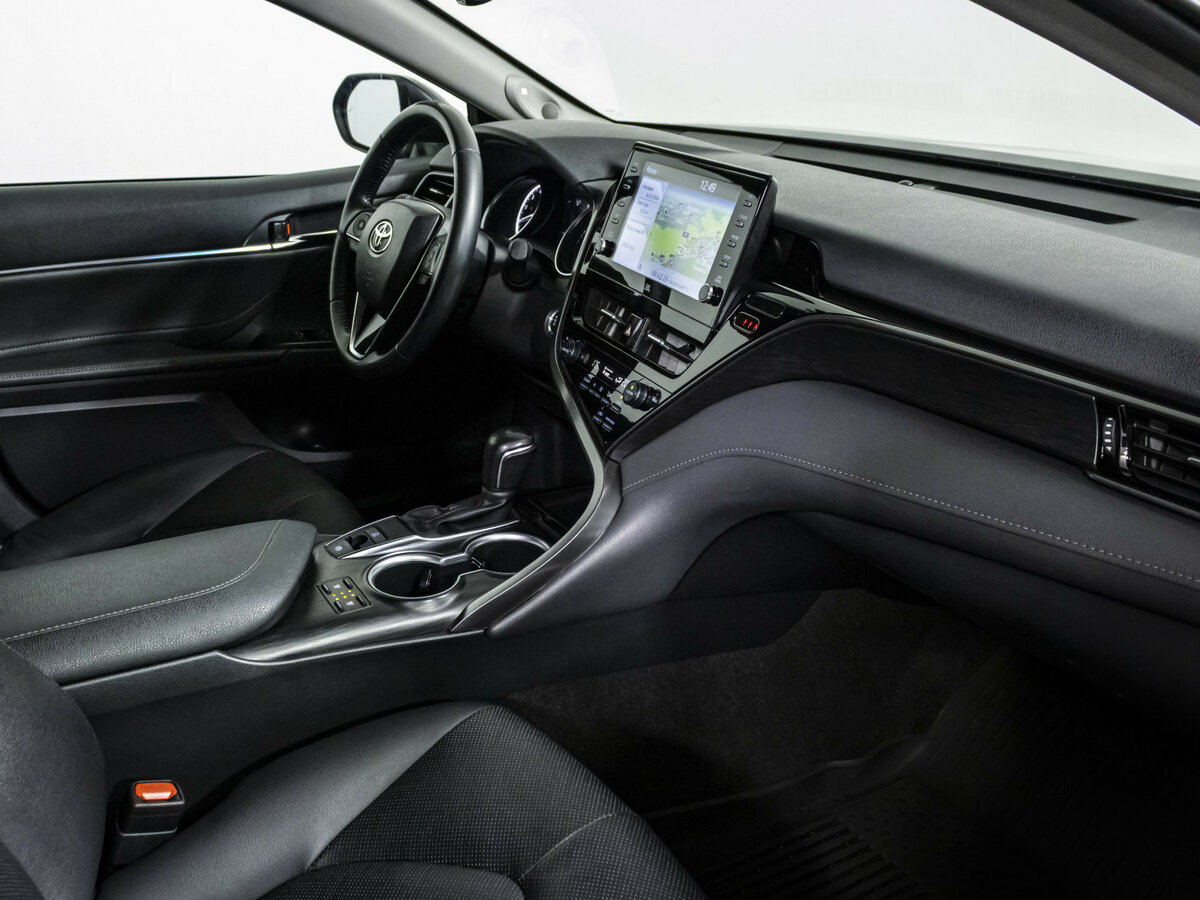 Toyota Camry VIII (XV70) Рестайлинг, 2021 Фото №7