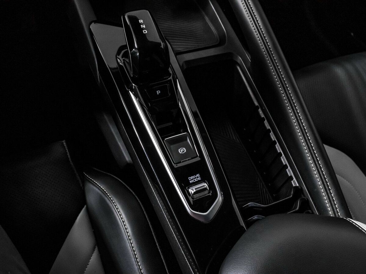 Geely Coolray (Binyue Cool) I Рестайлинг, 2023 Фото №14