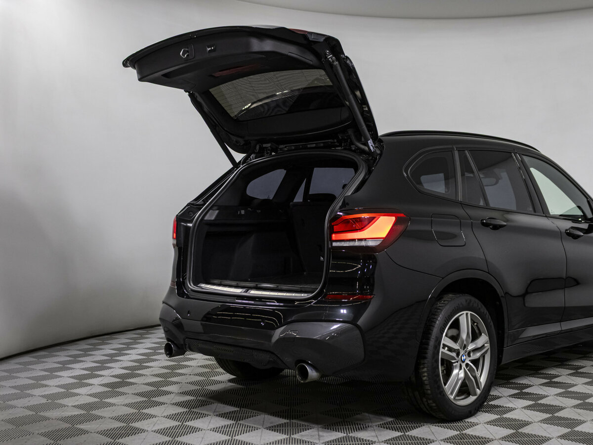 BMW X1 20i xDrive II (F48) Рестайлинг, 2020 Фото №15