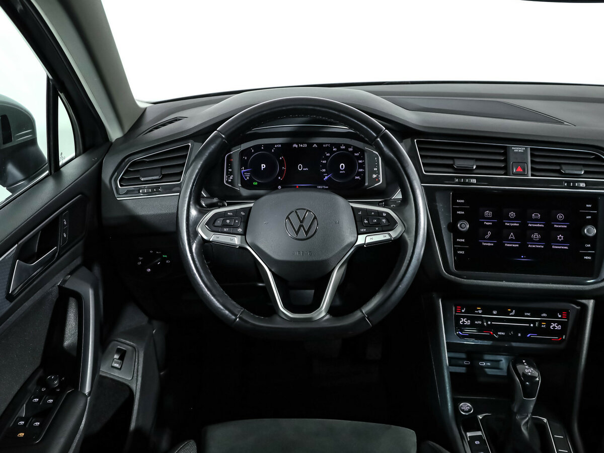 Volkswagen Tiguan II Рестайлинг, 2021 Фото №9