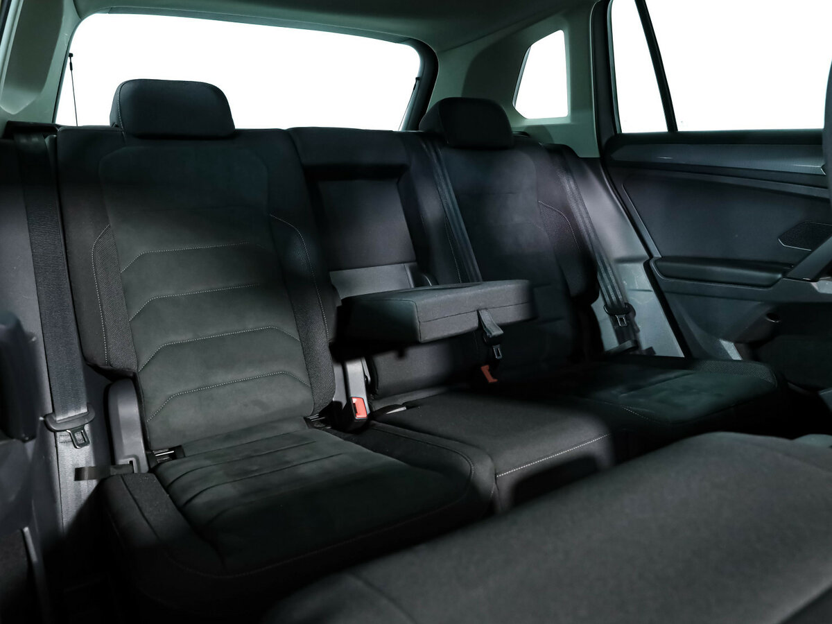 Volkswagen Tiguan II Рестайлинг, 2021 Фото №22