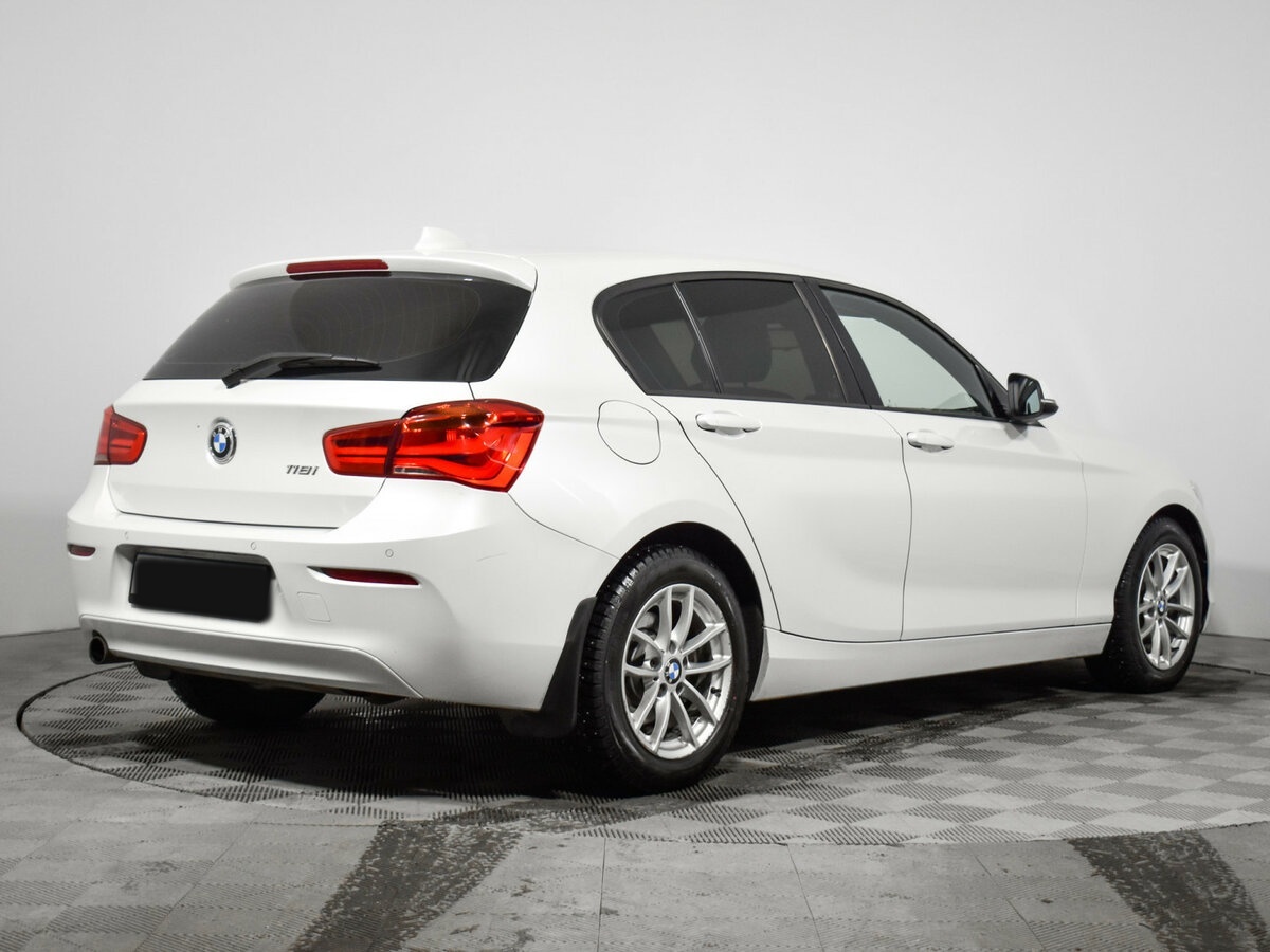 BMW 1 серии 118i II (F20/F21) Рестайлинг 2, 2018 - 124 366 км. | Фото №5