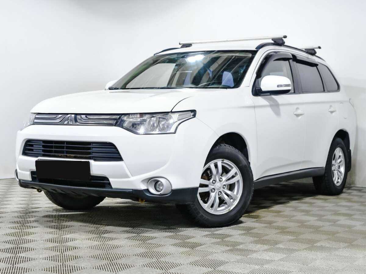 Mitsubishi Outlander, 2013 Фото №1
