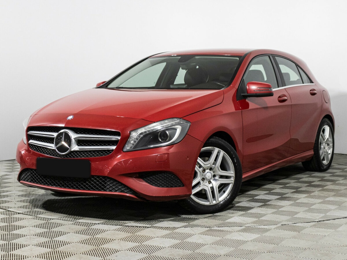 Mercedes-Benz A-Класс 180 III (W176), 2013 - 126 995 км. | Фото №1